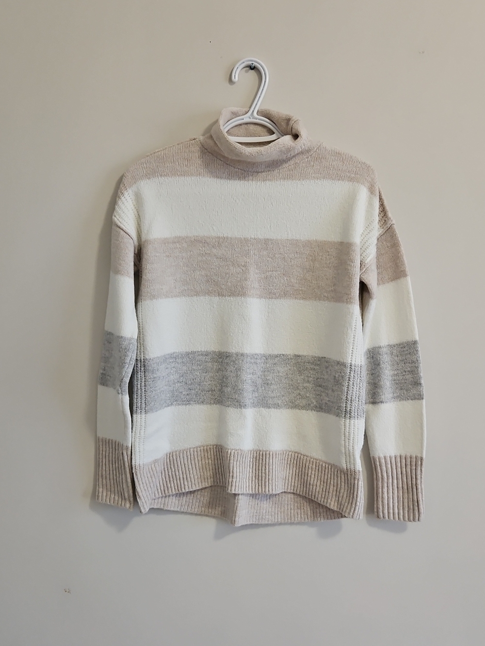 GAP Striped Turtleneck Sweater - Cream, Beige & Gray